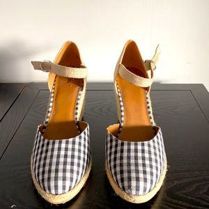 New Gingham Espadrilles- Size 11